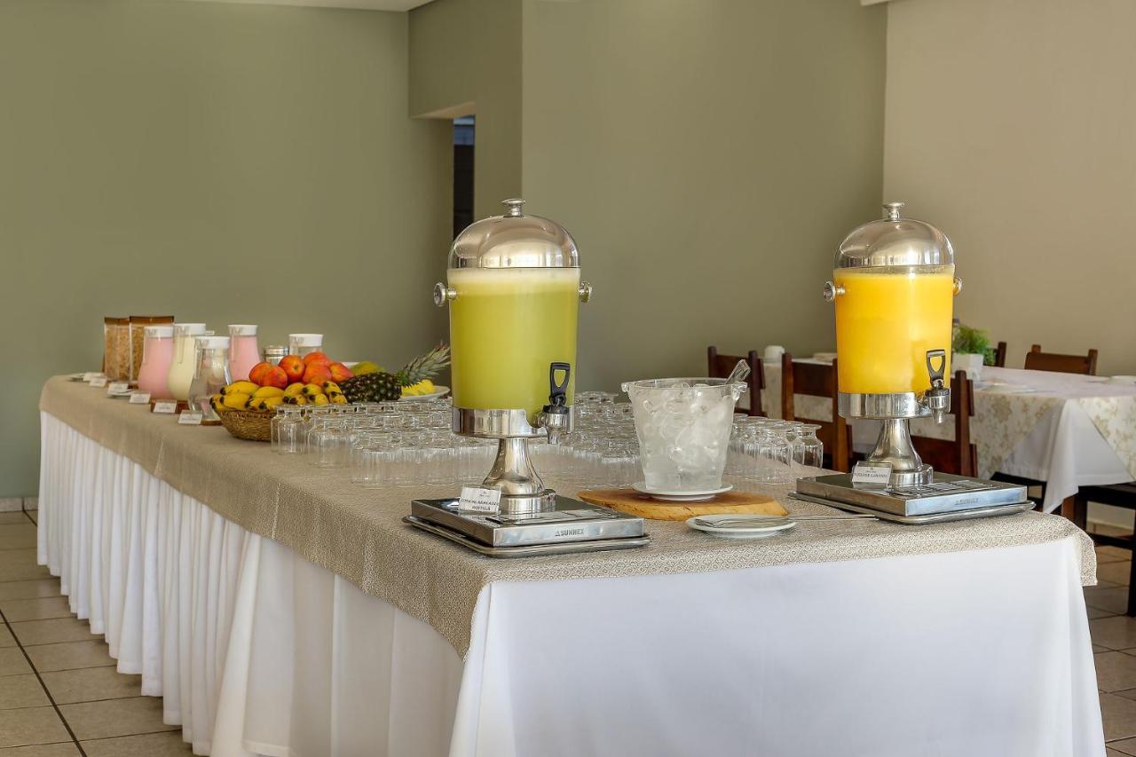 Hotel Fredy Águas de Lindóia Екстериор снимка